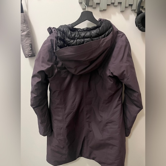 Arc’teryx Patera Parka Size XS - Picture 2 of 3